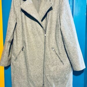 Like New Stylish Old Navy Women's Gray Winter Peacoat